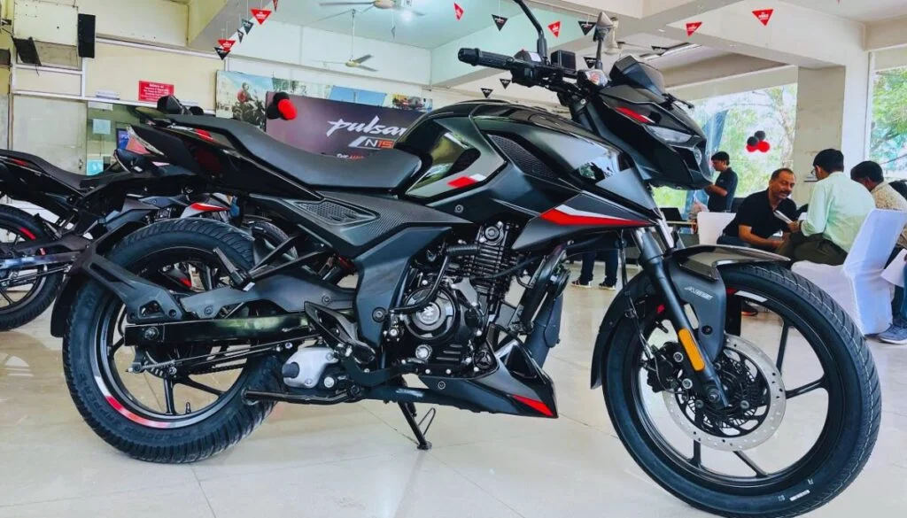Pulsar N150 Features